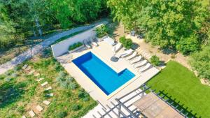 Villa Roca Verde by Slow Villas