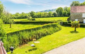 Gorgeous Home In Bricquebec-En-Cotentin