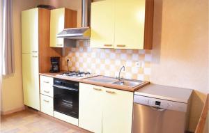 Beautiful Home In Englesqueville Percee