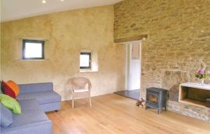 Maisons de vacances Gorgeous Home In Mahalon With Kitchen : photos des chambres