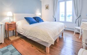 Pet Friendly Home In Aurseulles