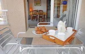 1 Bedroom Nice Apartment In Blanes - Blanes