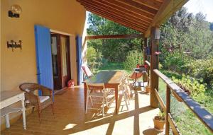 Maisons de vacances Amazing Home In Snchas With 6 Bedrooms, Wifi And Outdoor Swimming Pool : photos des chambres