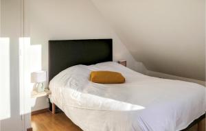 Maisons de vacances Amazing Home In Creances With Wifi : photos des chambres