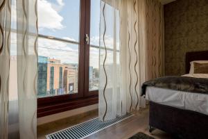 Alibi Apartments