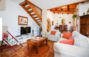 Maisons de vacances Stunning home in Roussillon with 3 Bedrooms, WiFi and Outdoor swimming pool : photos des chambres