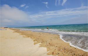 Maisons de vacances Two-Bedroom Holiday Home In Sainte Marie Plage : photos des chambres