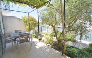 3 Bedroom Lovely Home In Aigues-Mortes