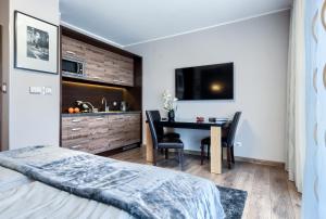 Alibi Apartments