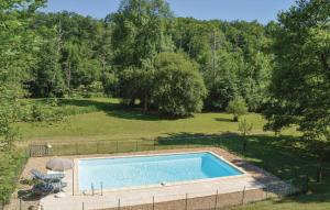 Maisons de vacances Stunning home in Mouleydier with 4 Bedrooms, WiFi and Outdoor swimming pool : photos des chambres