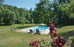 4 Bedroom Lovely Home In Mouleydier