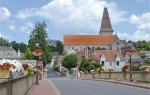 Maisons de vacances Stunning home in Preuilly sur Claise with 4 Bedrooms, Jacuzzi and WiFi : photos des chambres