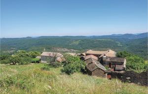 Maisons de vacances 2 Bedroom Gorgeous Home In Bonnevaux : photos des chambres