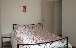 Maisons de vacances Stunning Home In Pleumeur Bodou : photos des chambres
