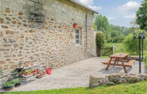 Appartements Awesome Apartment In Ponts With 2 Bedrooms And Wifi : photos des chambres