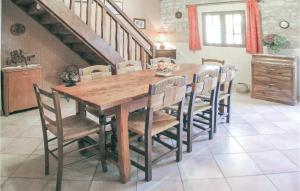 Maisons de vacances Holiday Home Les Nouelles : photos des chambres