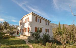 Appartements 1 Bedroom Stunning Apartment In Cervione : Appartement 1 Chambre