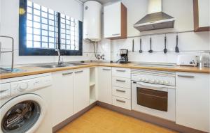 Beautiful Apartment In Mijas Costa