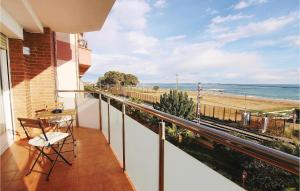 Gorgeous Apartment In Pineda De Mar