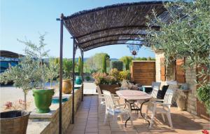 Lovely Home In Gordes With Kitchen