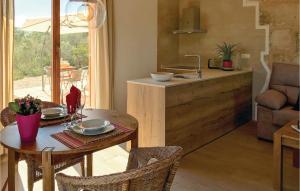 Nice Home In Son Carrió With Wifi