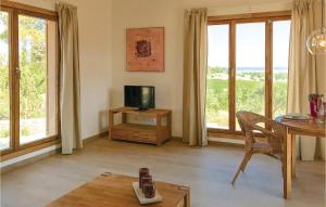 Nice Home In Son Carrió With Wifi