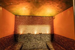 Hotels Domaine Riberach - Restaurant etoile - Spa - Piscine naturelle - Vignoble bio : photos des chambres