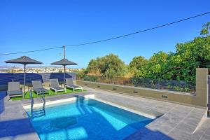 Villa Maripol by PosarelliVillas