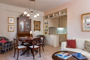 Corfu Garitsa Spacious Apartment