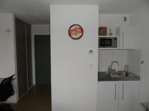 Appartements # STUDIO BON EMPLACEMENT AVEC PARKING # : photos des chambres