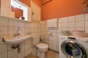 Corfu Garitsa Spacious Apartment