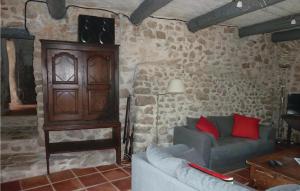 Maisons de vacances Amazing Home In Bidon With Kitchen : photos des chambres