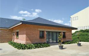 4 Bedroom Lovely Home In Roisel