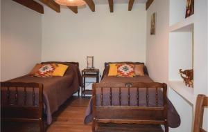 Maisons de vacances 3 Bedroom Cozy Home In Trezeny : photos des chambres