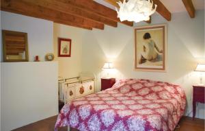 Maisons de vacances Nice home in Trezeny w/ 3 Bedrooms : photos des chambres