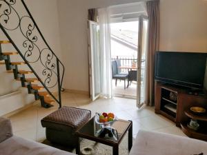 Apartment in Opatija with sea view, balcony, air conditioning, Wi-Fi (4812-2)