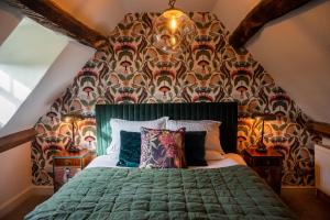 Halford House - Adults Only