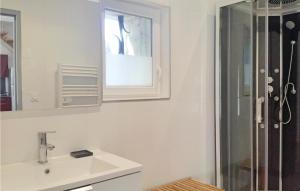 Maisons de vacances Awesome home in Narbonne with 2 Bedrooms, WiFi and Sauna : photos des chambres