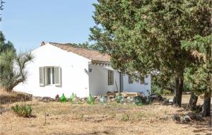 2 Bedroom Cozy Home In Luogosanto img6