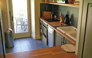 Maisons de vacances Beautiful Home In Montreal With Wifi : photos des chambres