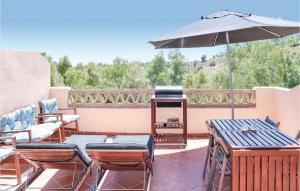 Cozy Apartment In Marbella With Wifi