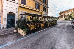 Domus Marina Vacanze Romane-Colosseo