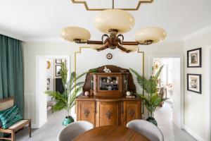 Entire interwar Villa Grabyte by pine forest on the bank of the river- 8min by car from old town