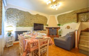3 Bedroom Awesome Home In Pietrasanta