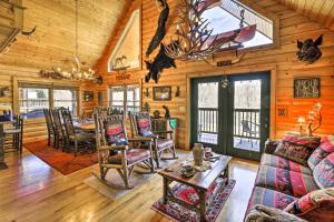 River Dream Cabin on New River w Fire Pit