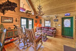 River Dream Cabin on New River w Fire Pit