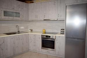 Margarita Mansion, with private heated pool!