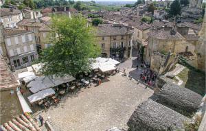 Maisons de vacances Awesome Home In Suaux With 6 Bedrooms, Wifi And Private Swimming Pool : photos des chambres