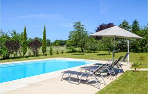 Maisons de vacances Awesome home in Gindou with 2 Bedrooms, Private swimming pool and Outdoor swimming pool : photos des chambres