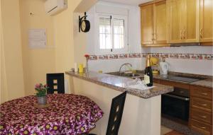 2 Bedroom Lovely Home In Orihuela Costa